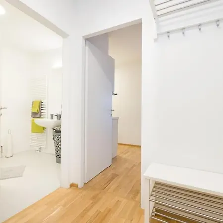 Premium City Apartment With Balcony! Free Garage Parking Included! Wien Exterior foto