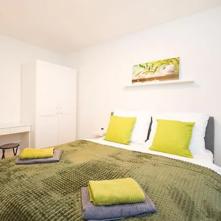 Premium City Apartment With Balcony! Free Garage Parking Included! Wien Exterior foto